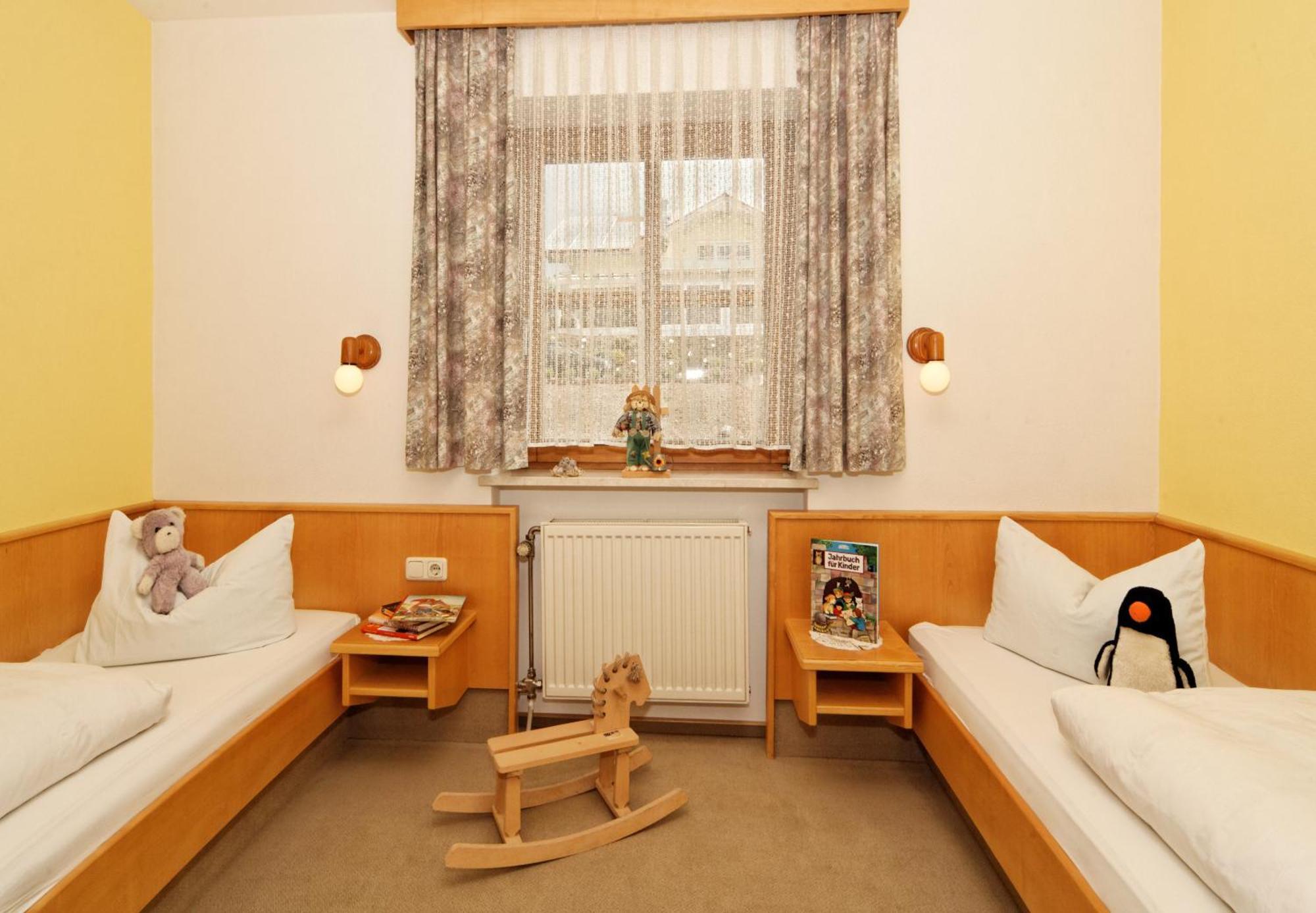 Отель Landhaus Maria Bed&Breakfast Реген Экстерьер фото